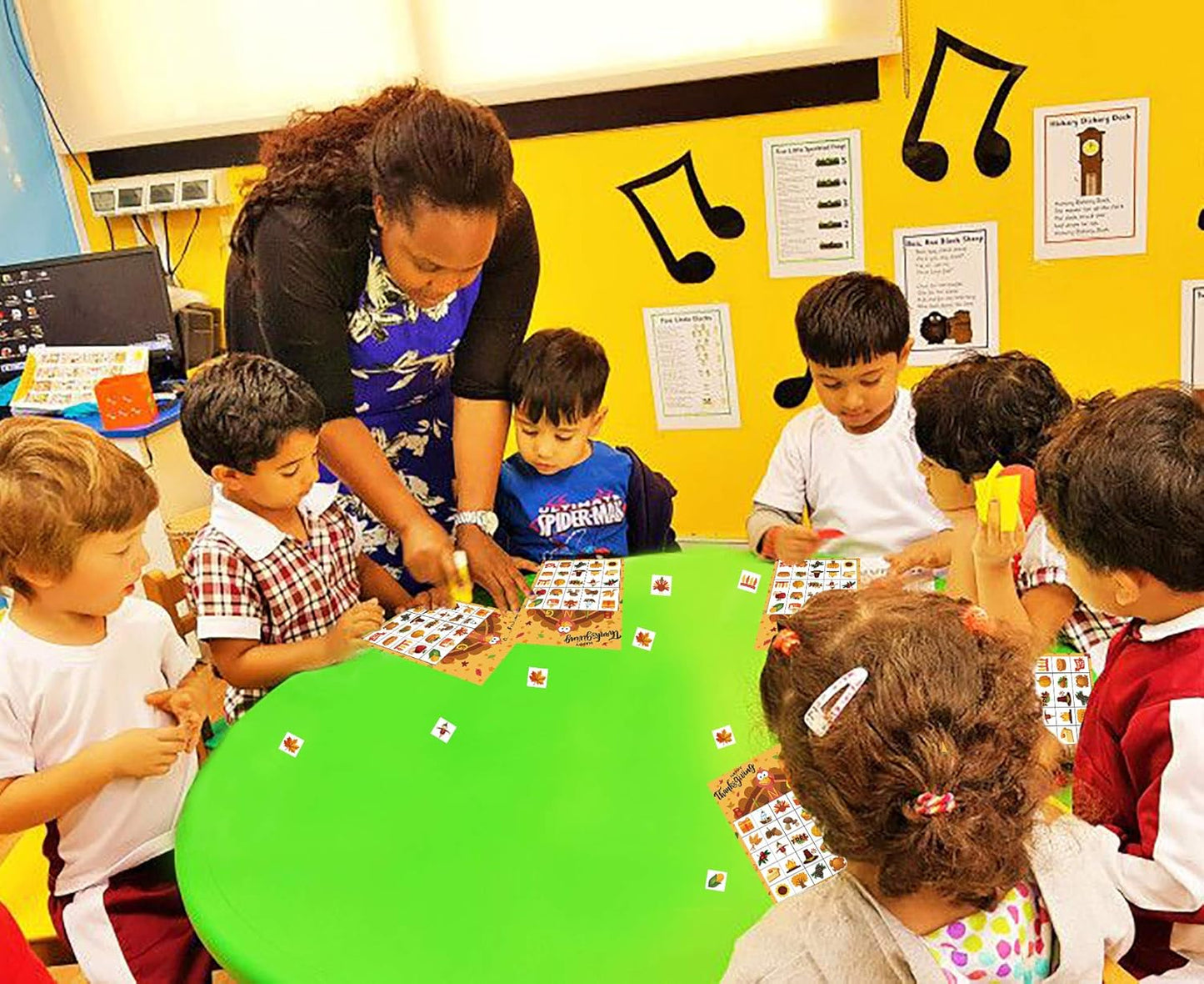 Thanksgiving Bingo Game - Fun for Families and Toddlers, Perfect for Classroom Parties with 24 Player Cards!