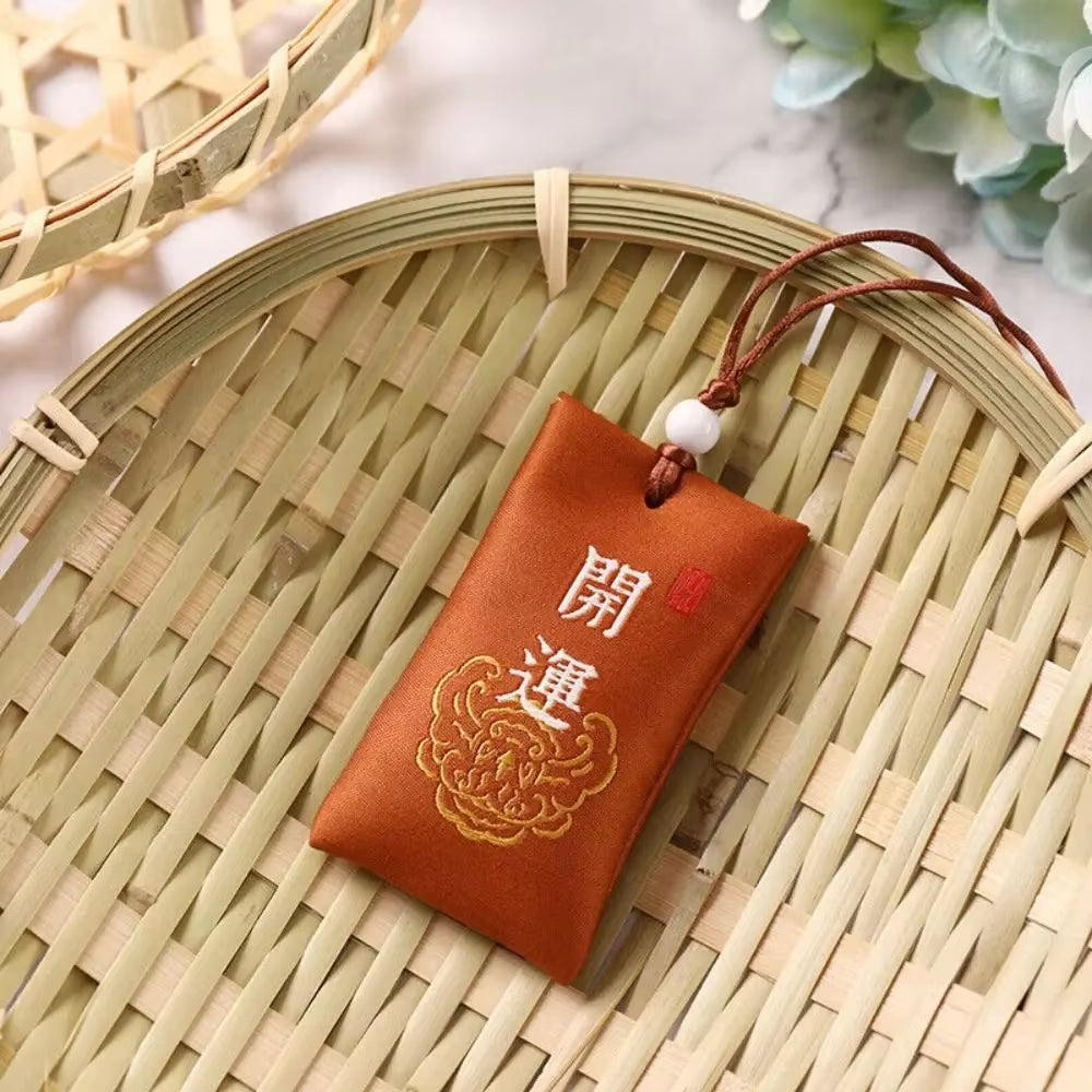Spiritual Salt with Sachet Buddhist Spiritual Salt Pouch Necklace Blessing Lucky Bag Amulet Blessing Sachets Pendant