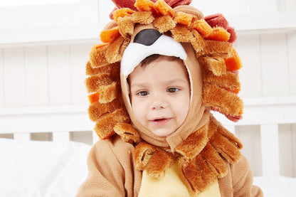 Adorable Toddler Lion Costume with Toy Zebra – Perfect for Halloween Dress-Up Parties!