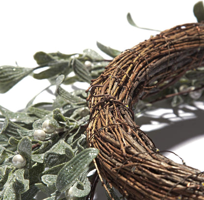 Winter Wreaths for Front Door Outside, 20 Inch Flocked Wreath with Mistletoe & Pearly White Berries, 75 LED Lights, Battery Powered, Timer, Farmhouse Wreath, Winter Wreaths for Indoors