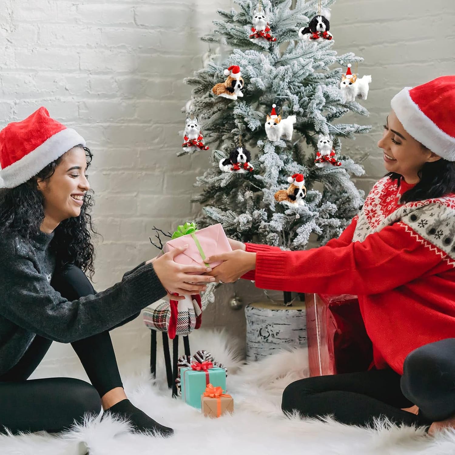 Christmas Cat Ornament with Hat, Mini Plush Kitten Ornaments for Christmas Tree Decoration for Cat Lovers